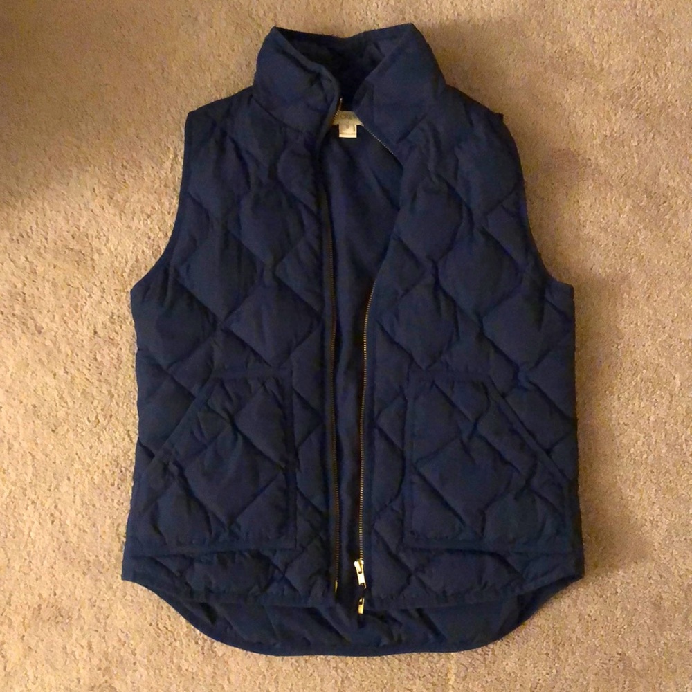 J Crew Quilted vest, size small
